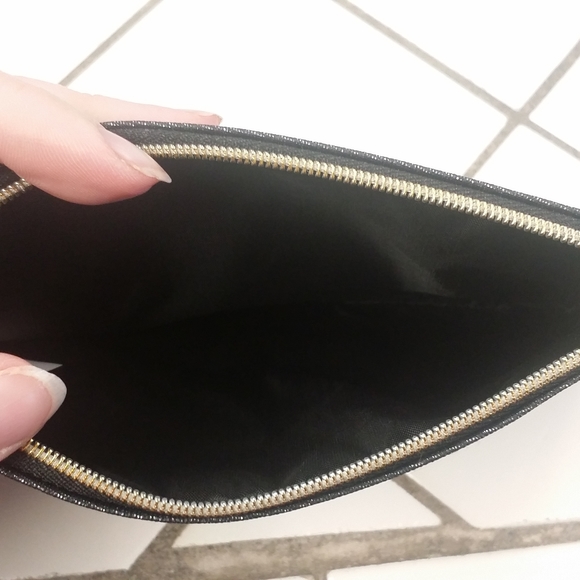 Ladies Ipsy Bag - Picture 3 of 3